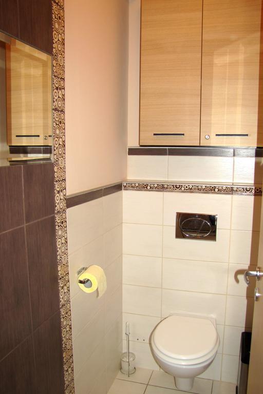 Dunalux Apartman 杰尔 客房 照片
